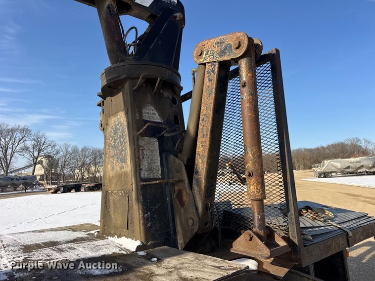 image for item ER0410 2001 Kenworth T880 flatbed truck