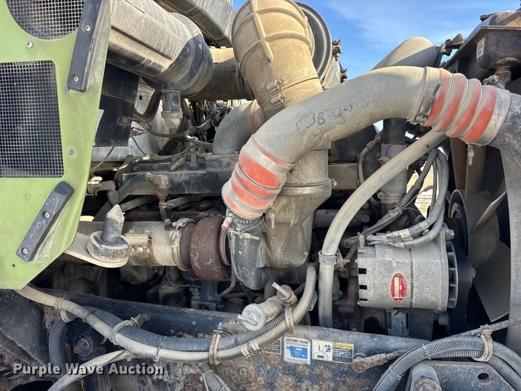 image for item ER0410 2001 Kenworth T880 flatbed truck