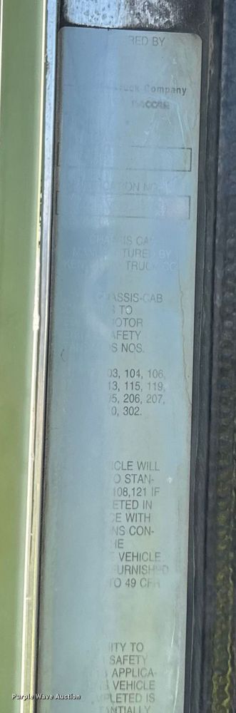 image for item ER0410 2001 Kenworth T880 flatbed truck