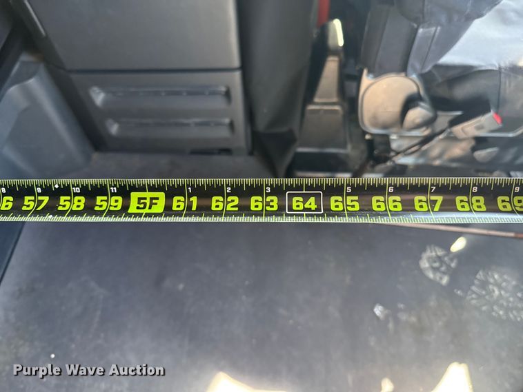 image for item ES5782 2021 Freightliner Cascadia 126 semi truck