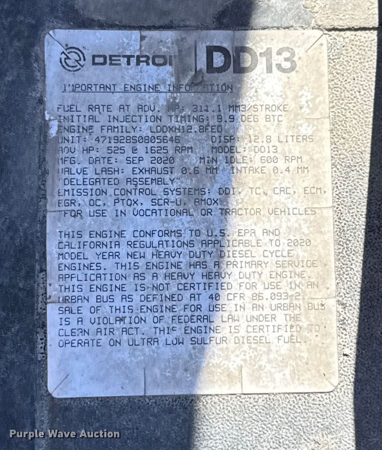 image for item ES5782 2021 Freightliner Cascadia 126 semi truck