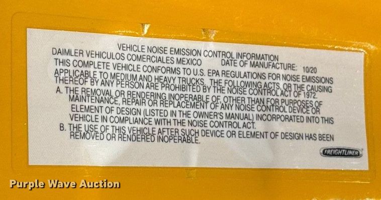 image for item ES5782 2021 Freightliner Cascadia 126 semi truck