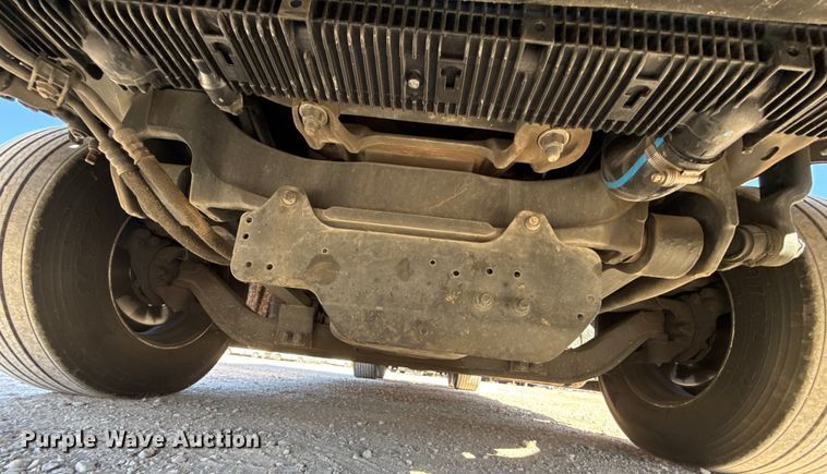 image for item ES5783 2021 Freightliner Cascadia 126 semi truck