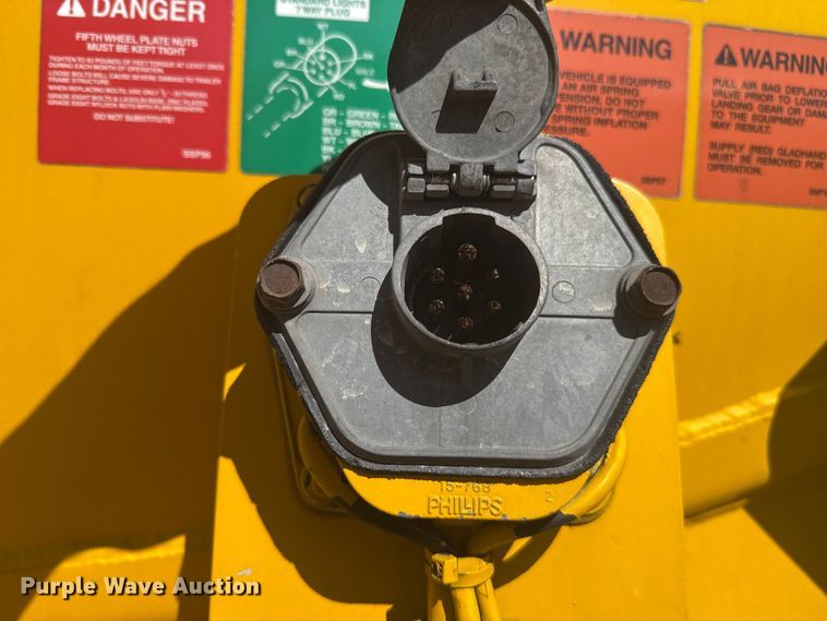 image for item ES5785 2010 Beall BAST-97-3-DC tank trailer