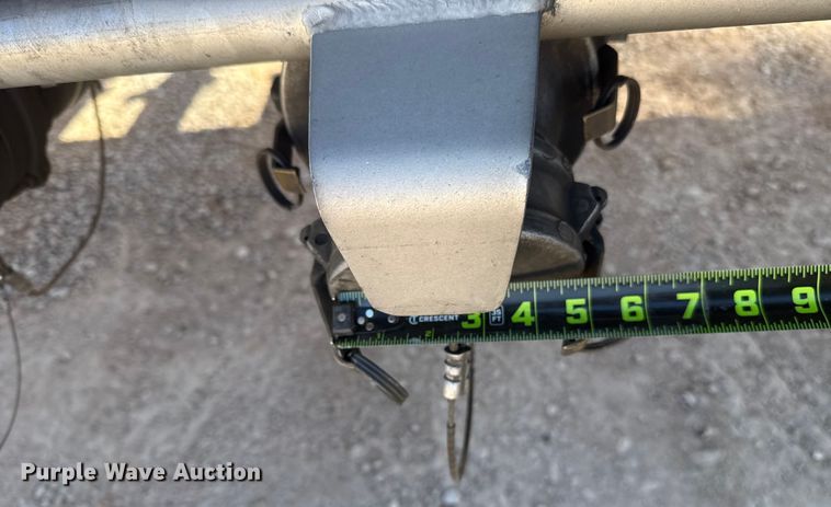 image for item ES5785 2010 Beall BAST-97-3-DC tank trailer