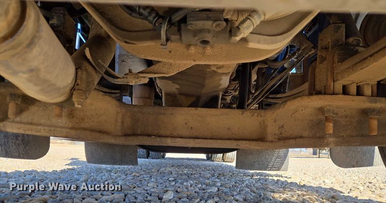 image for item ET1246 2007 Peterbilt 379 semi truck