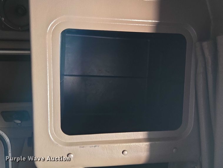 image for item ET1246 2007 Peterbilt 379 semi truck