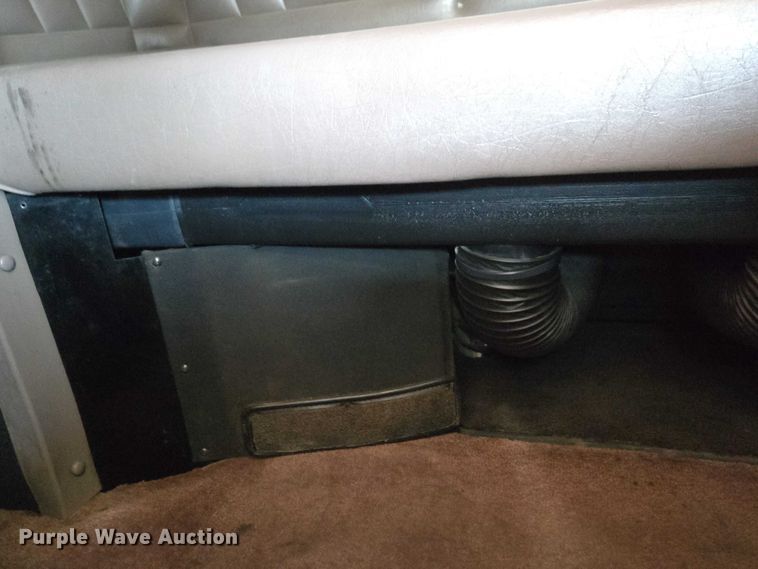 image for item ET1246 2007 Peterbilt 379 semi truck