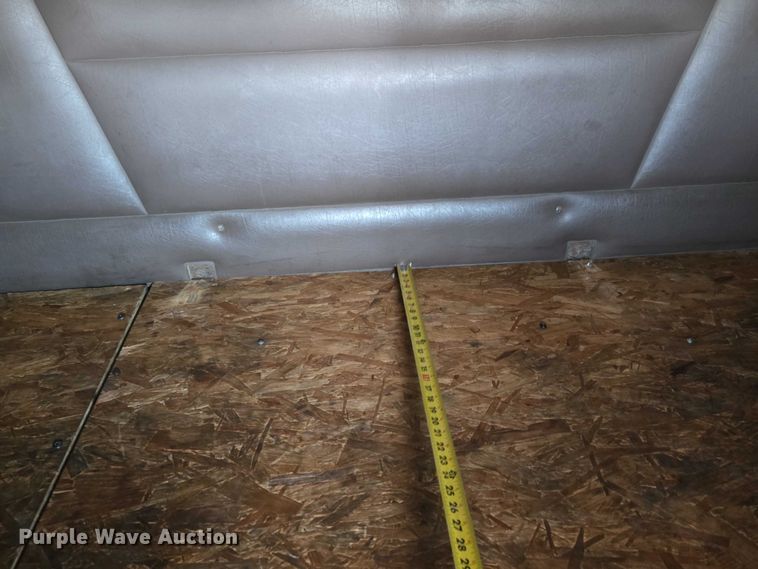 image for item ET1246 2007 Peterbilt 379 semi truck