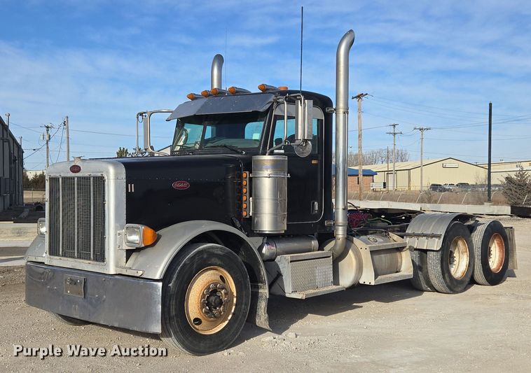 image for item ET1278 2007 Peterbilt 379 semi truck