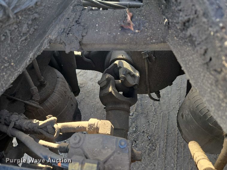 image for item ET1278 2007 Peterbilt 379 semi truck