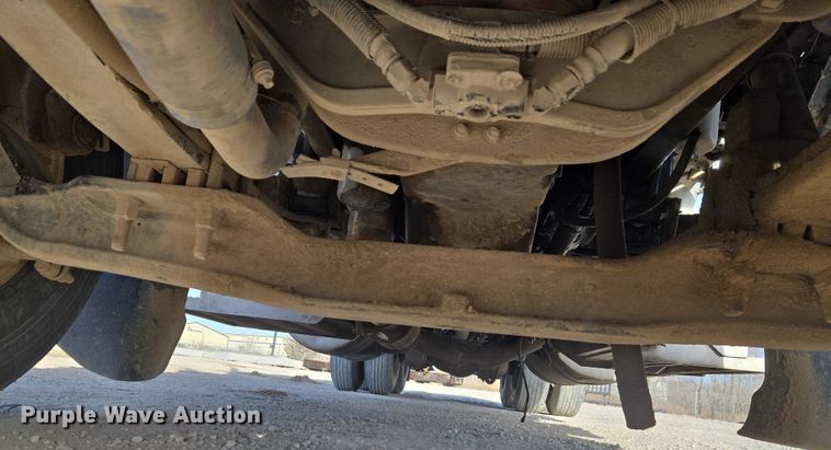 image for item ET1278 2007 Peterbilt 379 semi truck