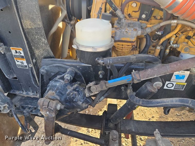 image for item ET1278 2007 Peterbilt 379 semi truck