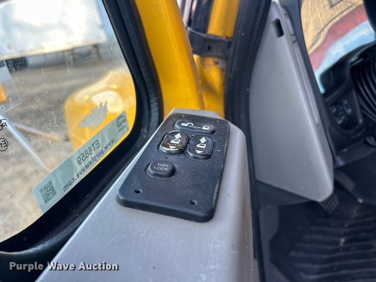 image for item ET6859 2015 International ProStar+122 semi truck