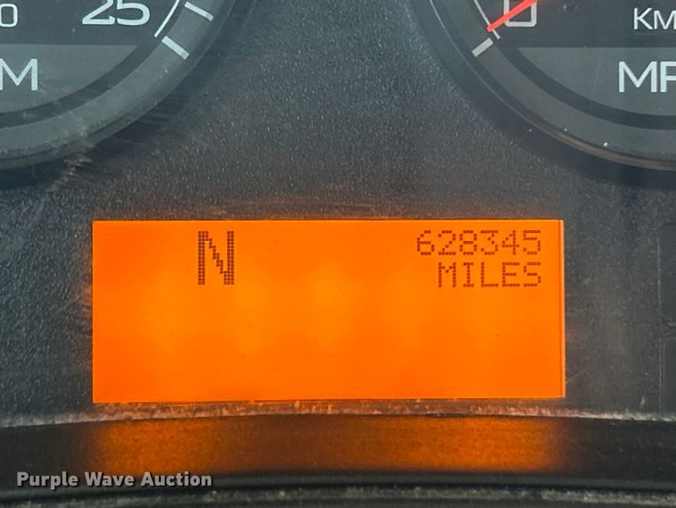 image for item ET6859 2015 International ProStar+122 semi truck