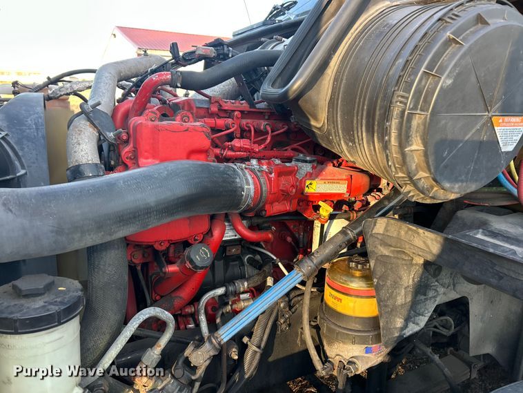 image for item ET6859 2015 International ProStar+122 semi truck