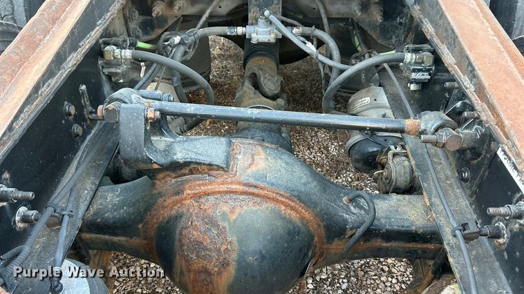 image for item ET6859 2015 International ProStar+122 semi truck