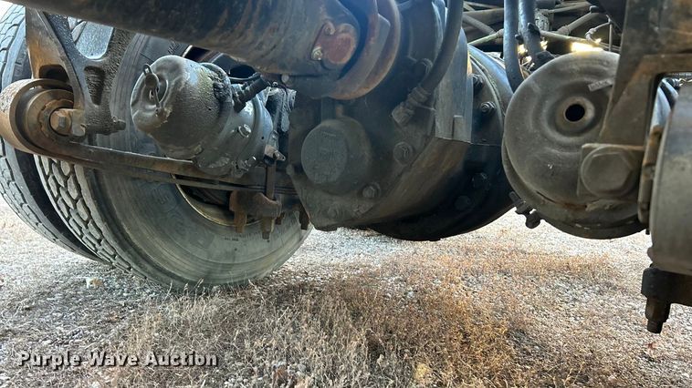 image for item ET6859 2015 International ProStar+122 semi truck