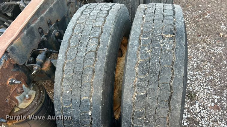 image for item ET6859 2015 International ProStar+122 semi truck