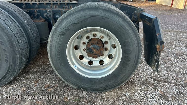 image for item ET6859 2015 International ProStar+122 semi truck