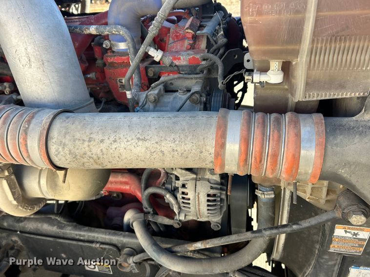 image for item ET6864 2015 Kenworth T680 semi truck