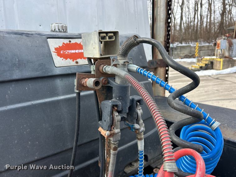 image for item ET6937 1987 Ford LT9000 semi truck