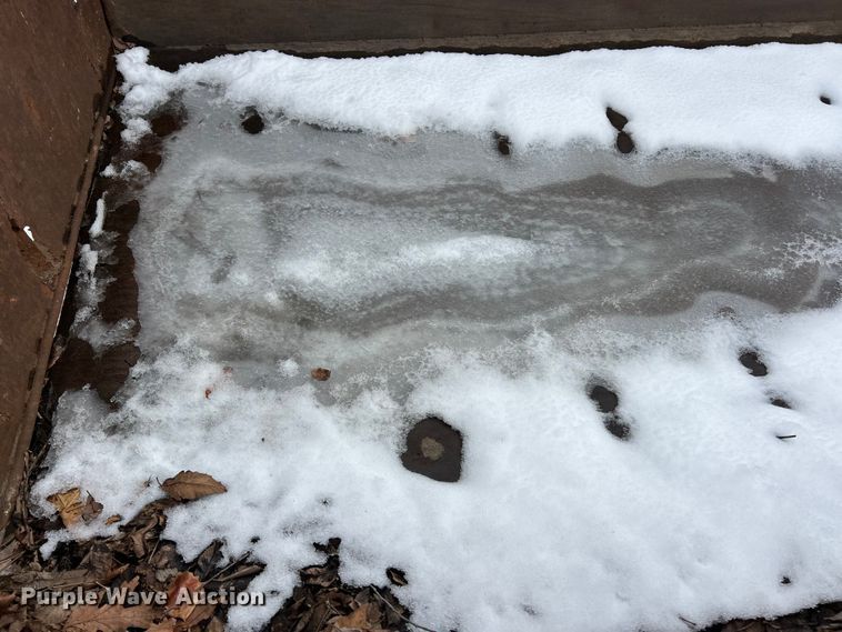 image for item ET6938 1964 UMFG end dump trailer