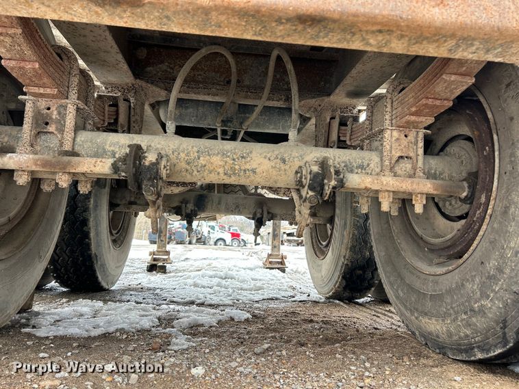 image for item ET6938 1964 UMFG end dump trailer