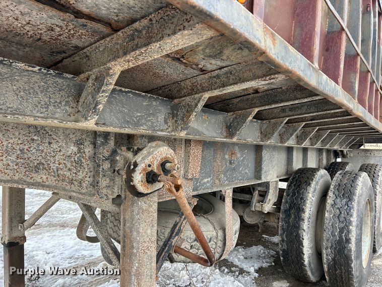 image for item ET6938 1964 UMFG end dump trailer