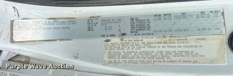 image for item ET6941 2000 Sterling L9500 semi truck