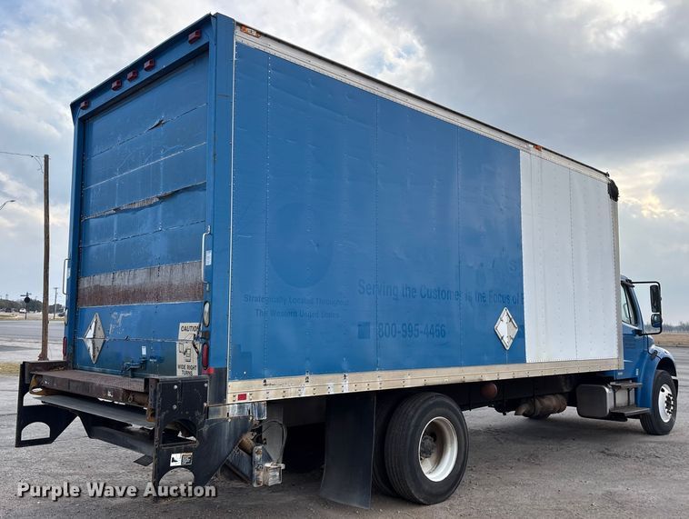 image for item ET7484 2007 Freightliner Business Class M2 box truck