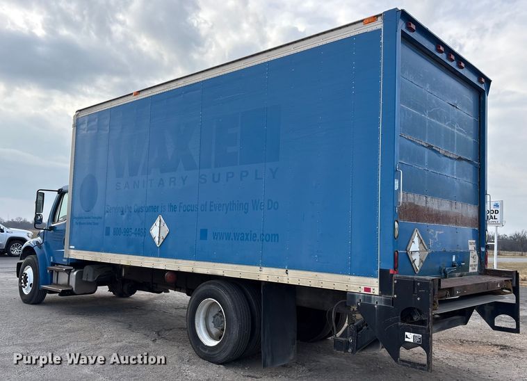 image for item ET7484 2007 Freightliner Business Class M2 box truck