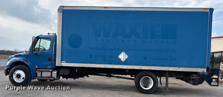 image for item ET7484 2007 Freightliner Business Class M2 box truck