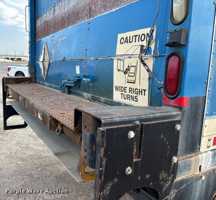 image for item ET7484 2007 Freightliner Business Class M2 box truck