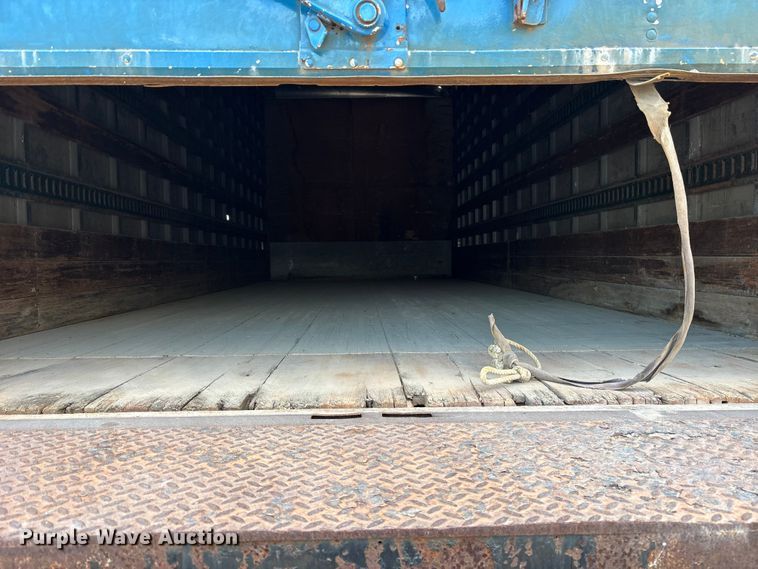 image for item ET7484 2007 Freightliner Business Class M2 box truck