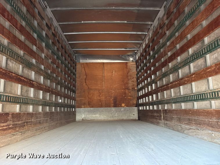 image for item ET7484 2007 Freightliner Business Class M2 box truck