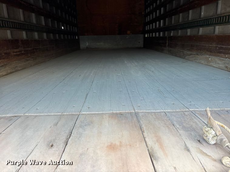 image for item ET7484 2007 Freightliner Business Class M2 box truck