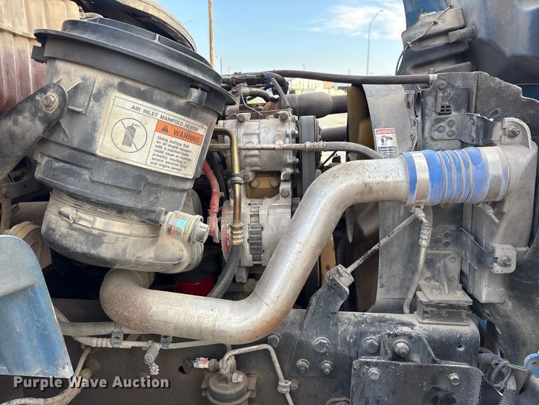 image for item ET7484 2007 Freightliner Business Class M2 box truck