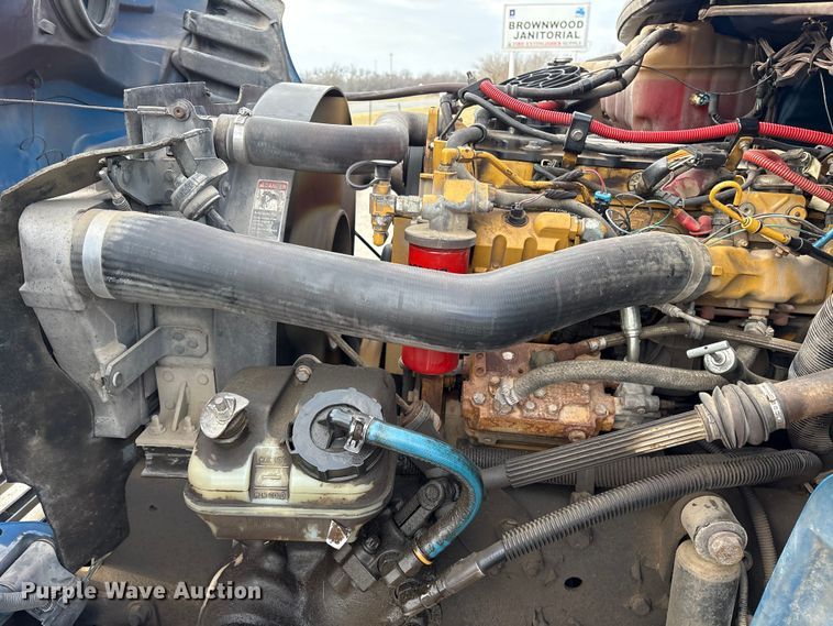 image for item ET7484 2007 Freightliner Business Class M2 box truck