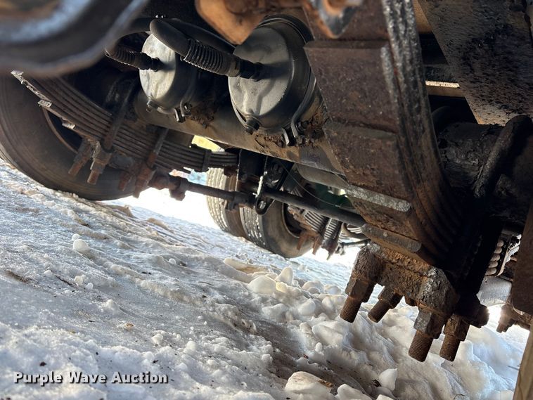 image for item ET8649 1987 Interstate equipment trailer