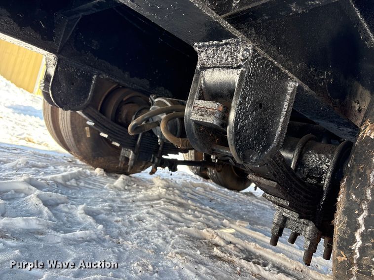 image for item ET8649 1987 Interstate equipment trailer