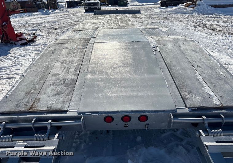 image for item ET8649 1987 Interstate equipment trailer