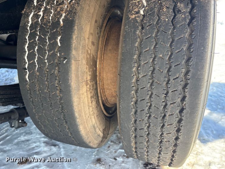 image for item ET8649 1987 Interstate equipment trailer