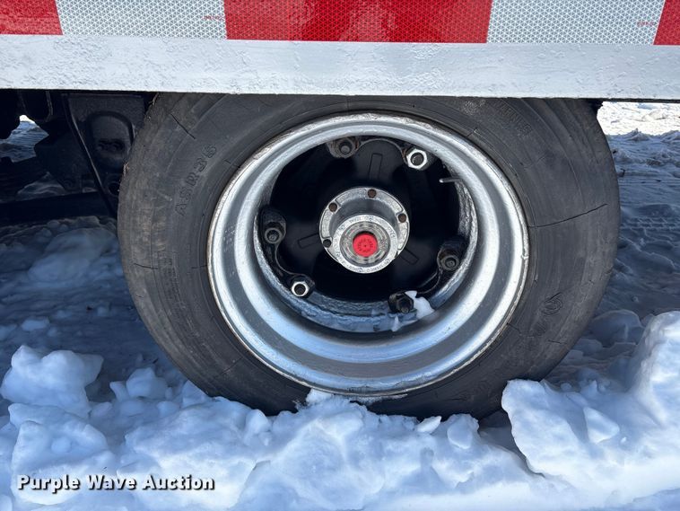 image for item ET8649 1987 Interstate equipment trailer