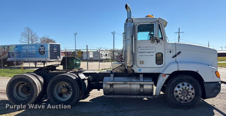 image for item EU7343 1996 Freightliner FLD112 semi truck