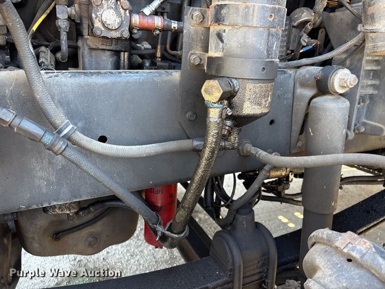 image for item EU7343 1996 Freightliner FLD112 semi truck