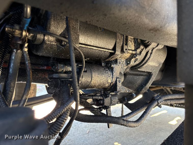 image for item EU7343 1996 Freightliner FLD112 semi truck