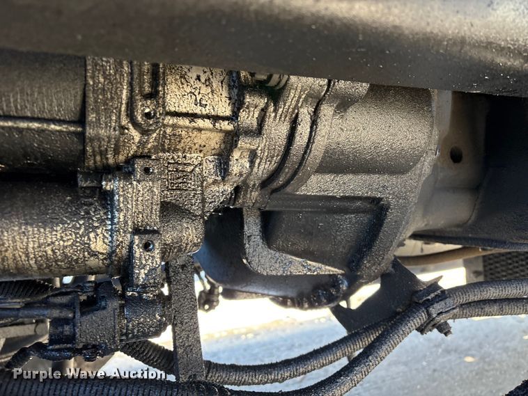 image for item EU7343 1996 Freightliner FLD112 semi truck