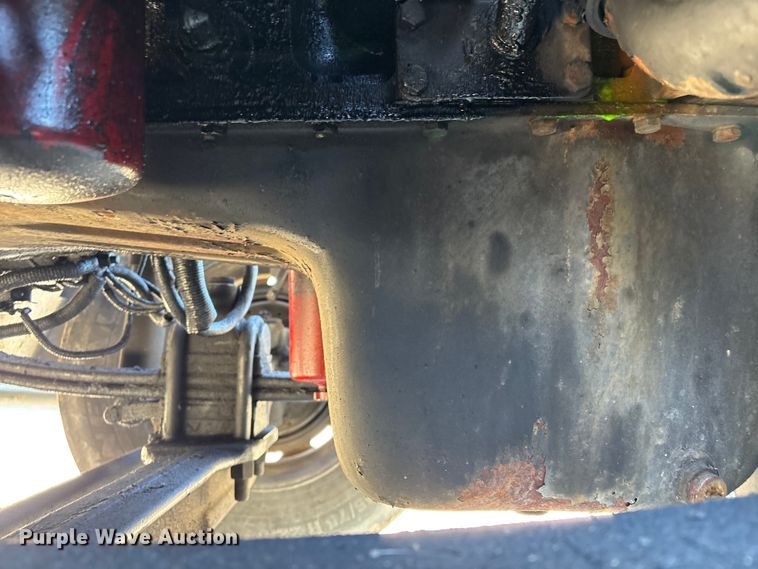 image for item EU7343 1996 Freightliner FLD112 semi truck