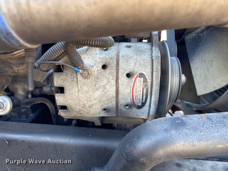 image for item EU7343 1996 Freightliner FLD112 semi truck